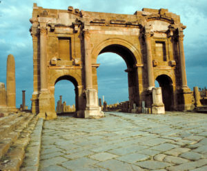 Algeria 06 Timgad Arc