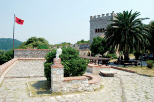Butrinto - Palazzo della Triconca
